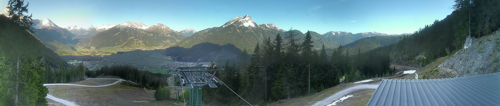 Archiv Foto Webcam 3er Sessellift im Skigebiet Ehrwald