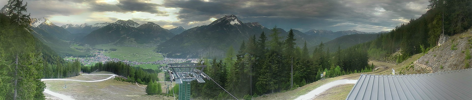 Archiv Foto Webcam 3er Sessellift im Skigebiet Ehrwald