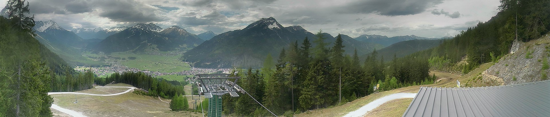 Archived image Webcam 3-chair lift Wettersteinbahnen Ehrwald