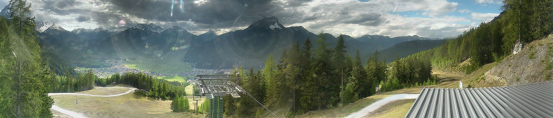 Archived image Webcam 3-chair lift Wettersteinbahnen Ehrwald