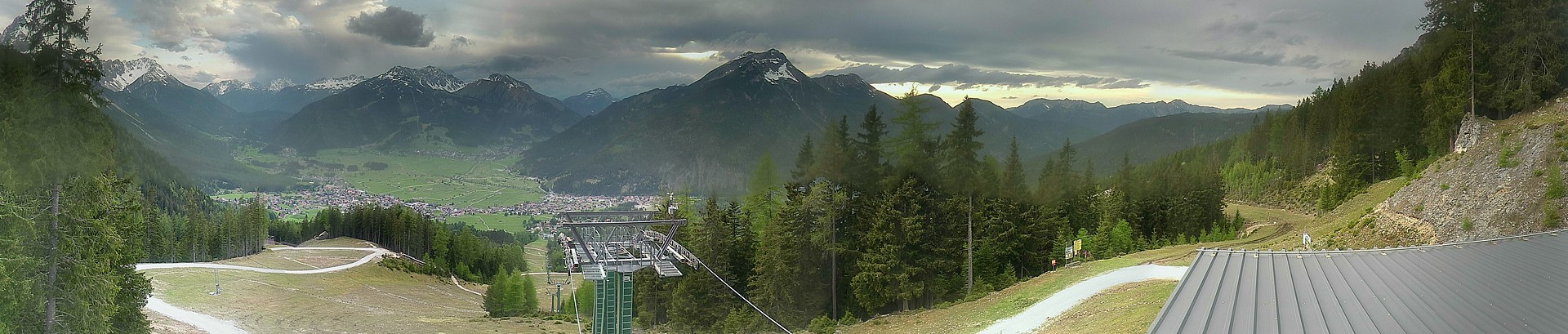 Archiv Foto Webcam 3er Sessellift im Skigebiet Ehrwald