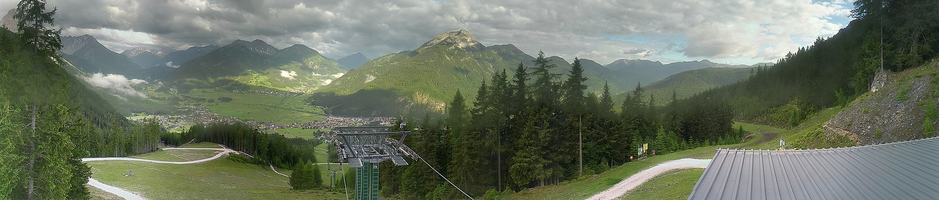 Archiv Foto Webcam 3er Sessellift im Skigebiet Ehrwald