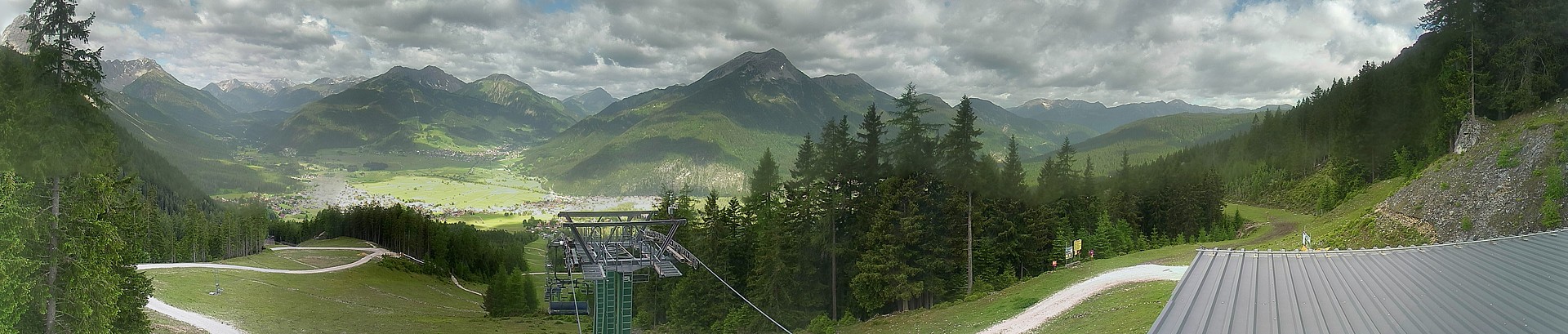 Archiv Foto Webcam 3er Sessellift im Skigebiet Ehrwald