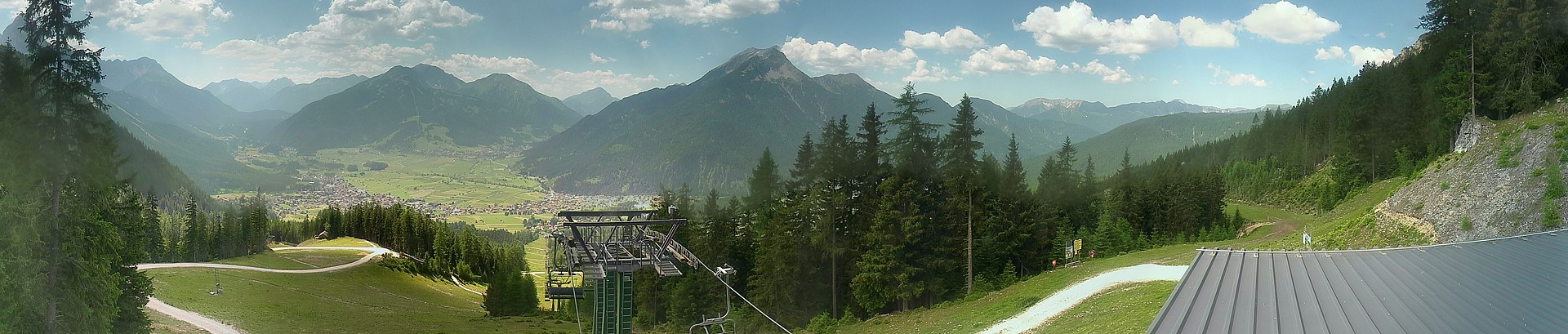 Archiv Foto Webcam 3er Sessellift im Skigebiet Ehrwald