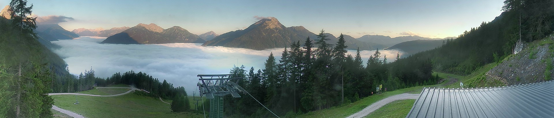 Archiv Foto Webcam 3er Sessellift im Skigebiet Ehrwald