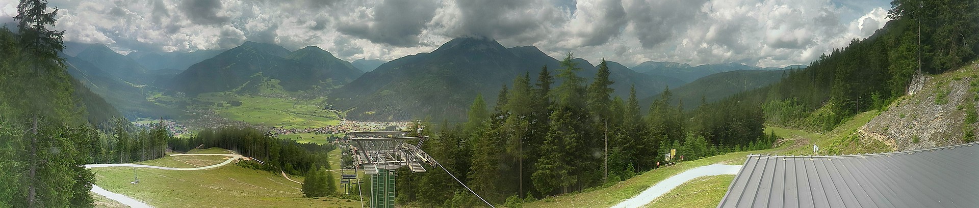 Archiv Foto Webcam 3er Sessellift im Skigebiet Ehrwald