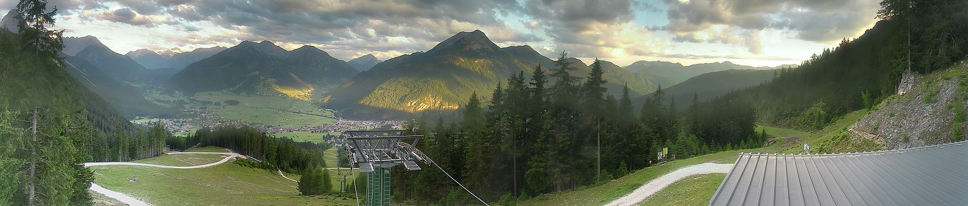 Archiv Foto Webcam 3er Sessellift im Skigebiet Ehrwald