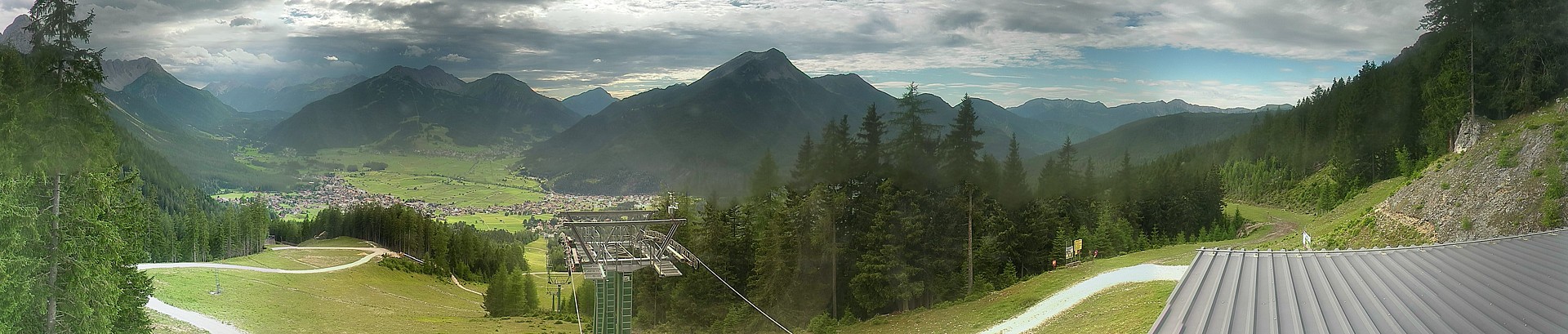 Archiv Foto Webcam 3er Sessellift im Skigebiet Ehrwald
