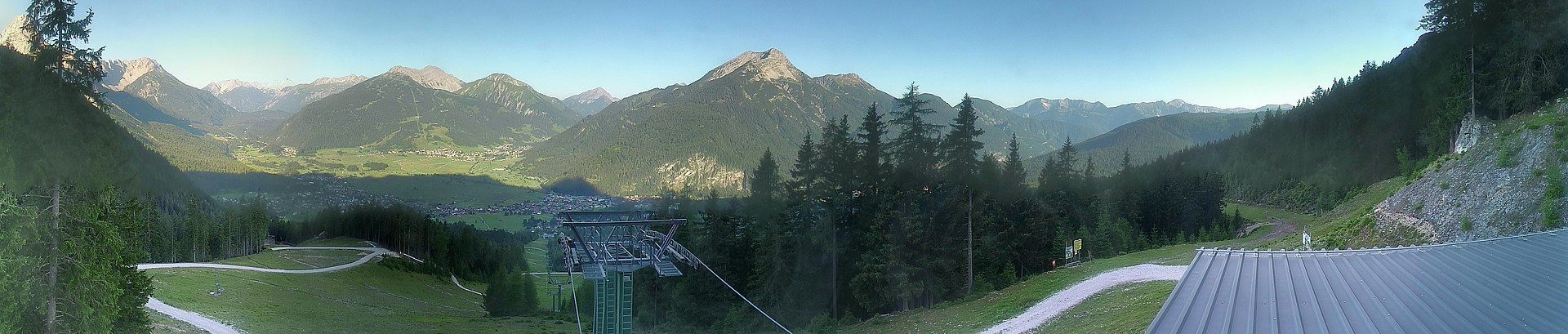 Archiv Foto Webcam 3er Sessellift im Skigebiet Ehrwald