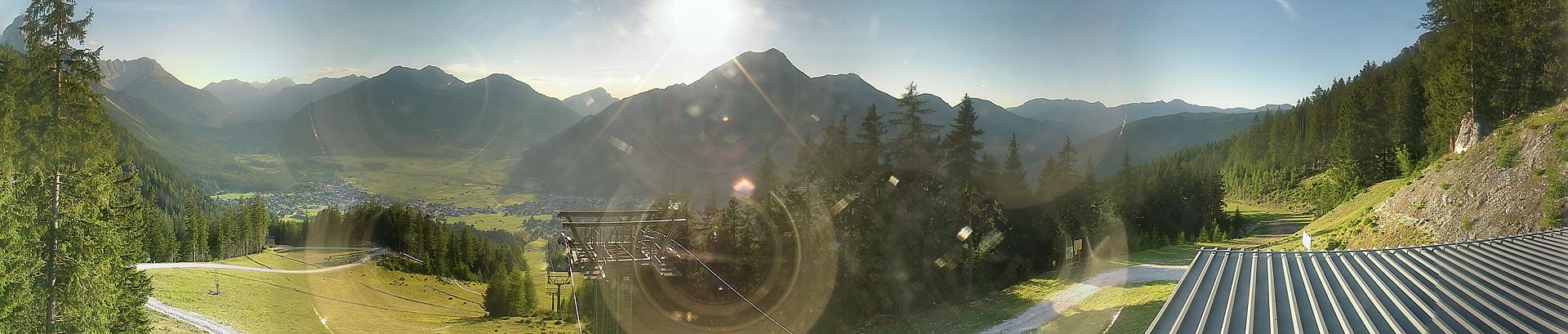 Archived image Webcam 3-chair lift Wettersteinbahnen Ehrwald