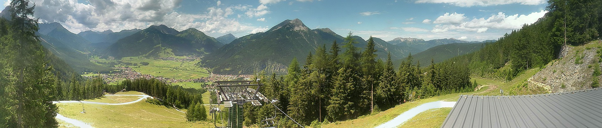 Archiv Foto Webcam 3er Sessellift im Skigebiet Ehrwald