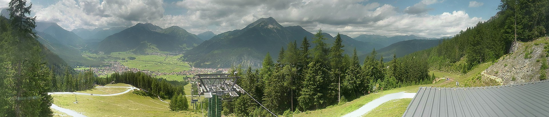Archiv Foto Webcam 3er Sessellift im Skigebiet Ehrwald
