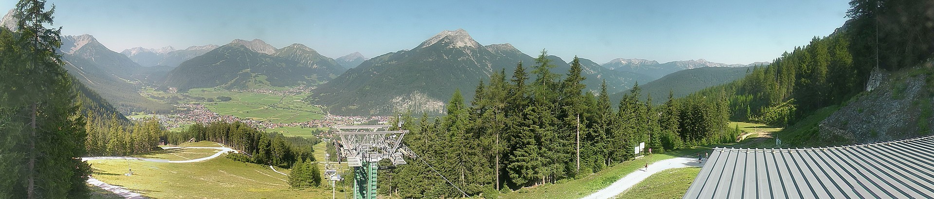 Archived image Webcam 3-chair lift Wettersteinbahnen Ehrwald