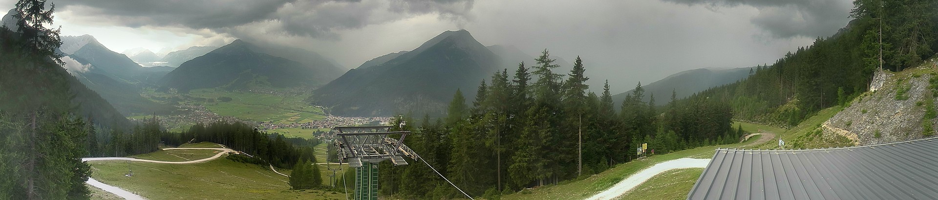 Archiv Foto Webcam 3er Sessellift im Skigebiet Ehrwald