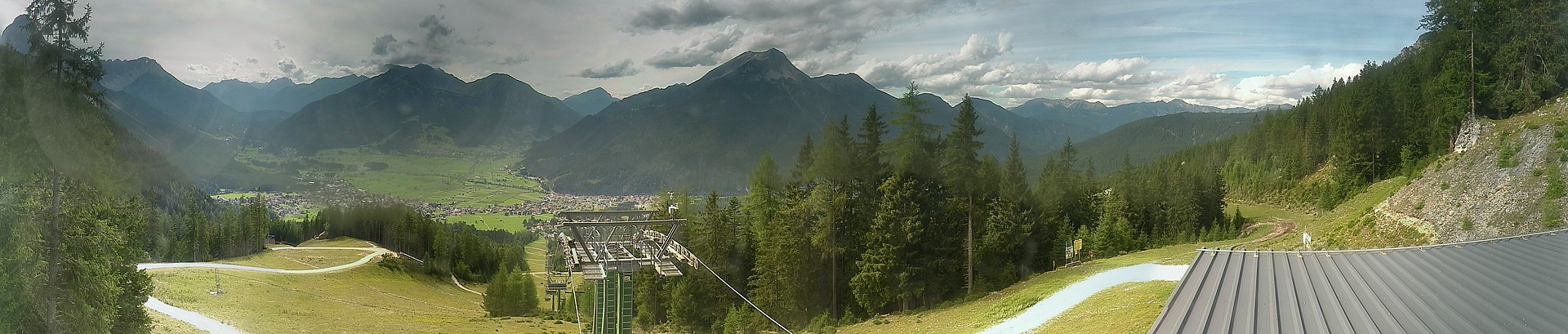 Archiv Foto Webcam 3er Sessellift im Skigebiet Ehrwald