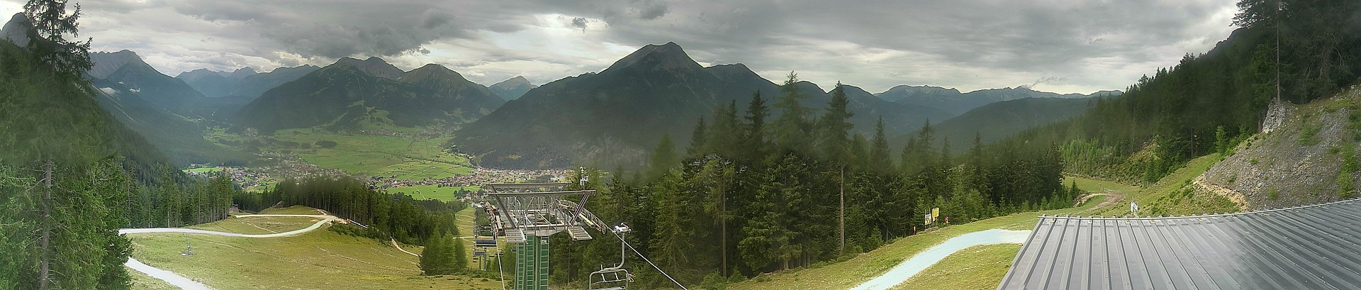 Archiv Foto Webcam 3er Sessellift im Skigebiet Ehrwald