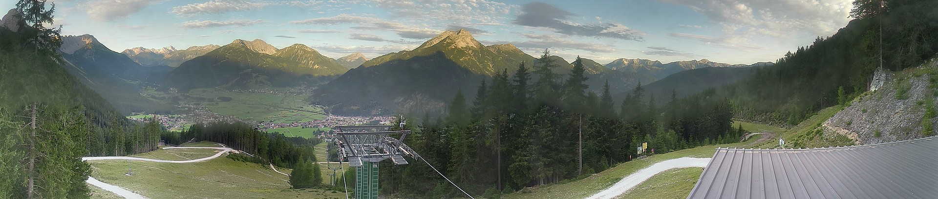Archiv Foto Webcam 3er Sessellift im Skigebiet Ehrwald