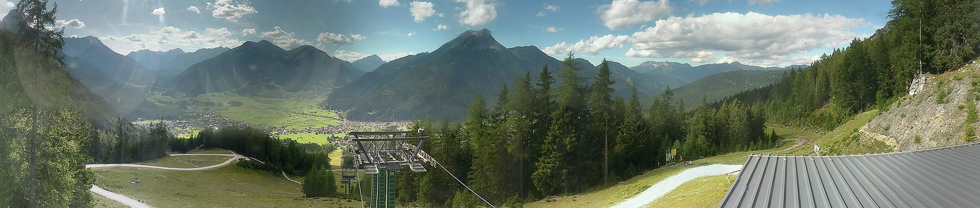 Archiv Foto Webcam 3er Sessellift im Skigebiet Ehrwald