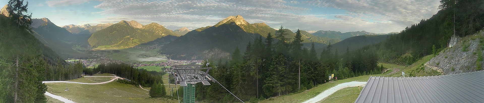 Archiv Foto Webcam 3er Sessellift im Skigebiet Ehrwald