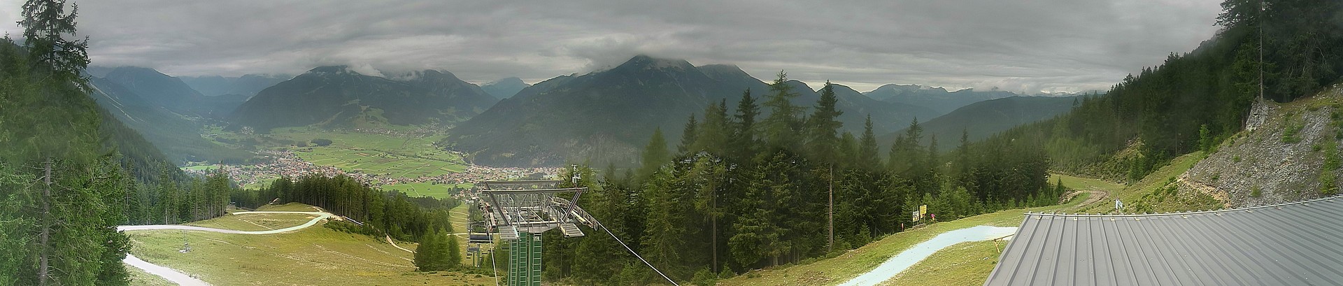 Archiv Foto Webcam 3er Sessellift im Skigebiet Ehrwald
