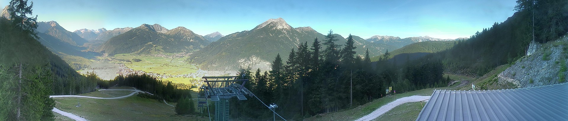 Archiv Foto Webcam 3er Sessellift im Skigebiet Ehrwald