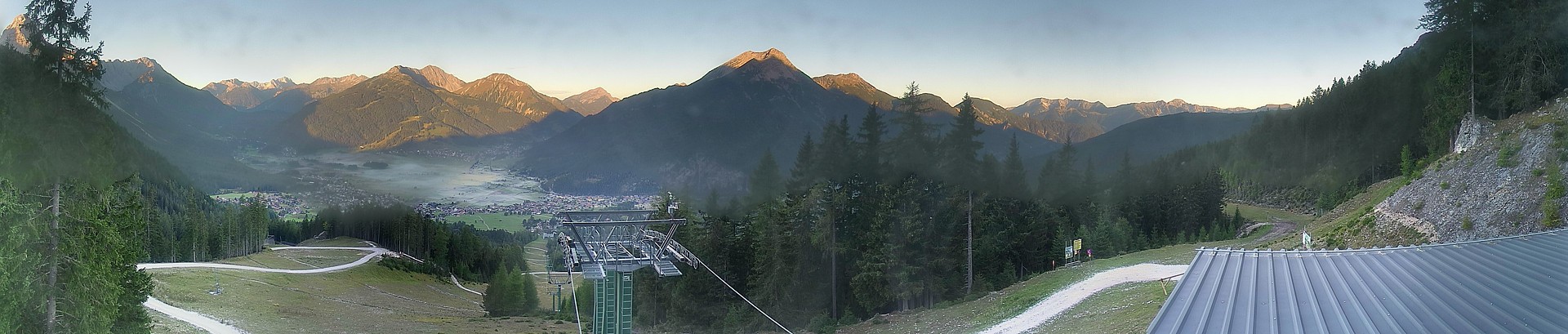 Archiv Foto Webcam 3er Sessellift im Skigebiet Ehrwald