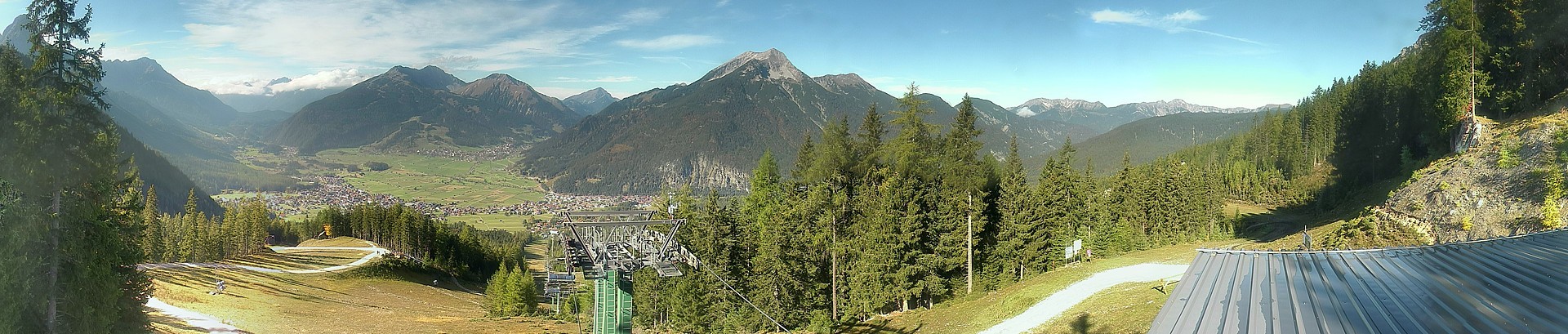 Archived image Webcam 3-chair lift Wettersteinbahnen Ehrwald