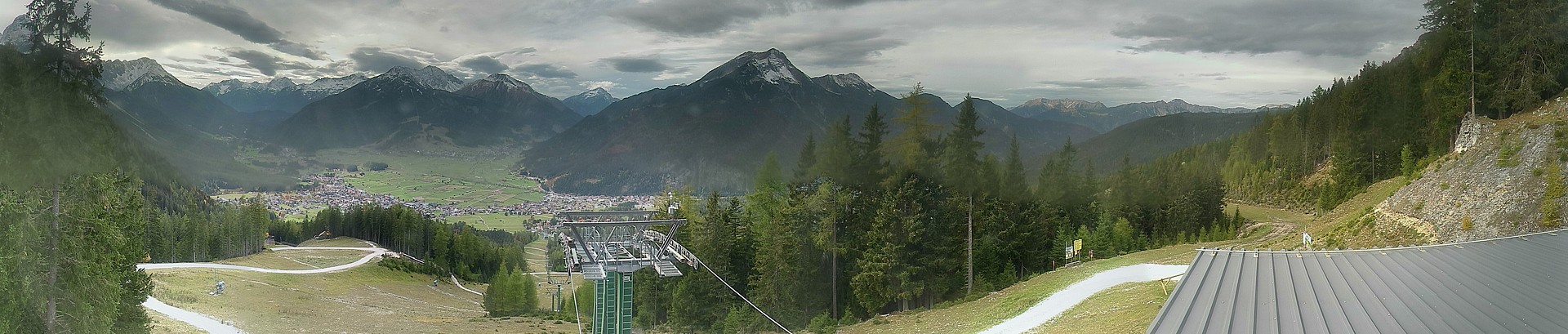 Archived image Webcam 3-chair lift Wettersteinbahnen Ehrwald
