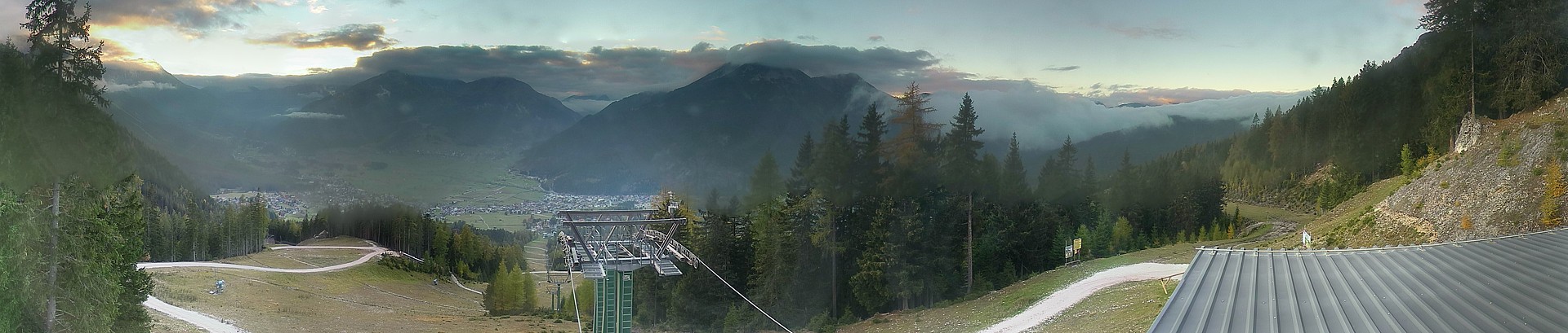 Archiv Foto Webcam 3er Sessellift im Skigebiet Ehrwald