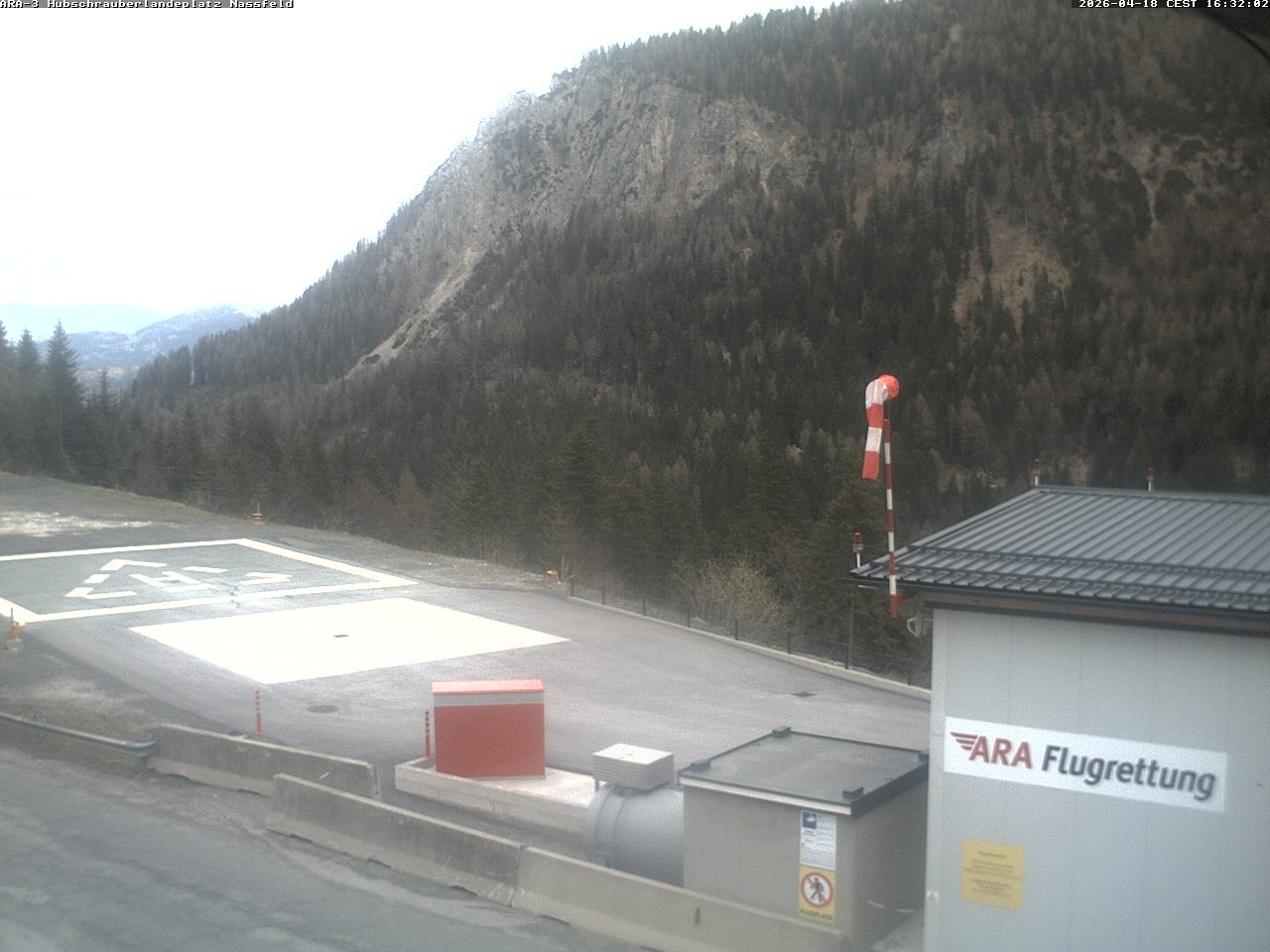 Archived image Webcam Heliport at Skiresort Nassfeld