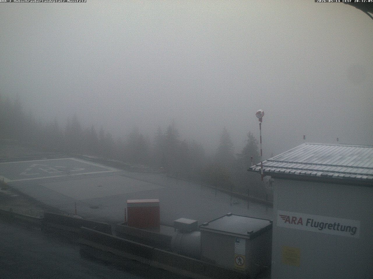 Archiv Foto Webcam Hubschrauberlandeplatz Nassfeld