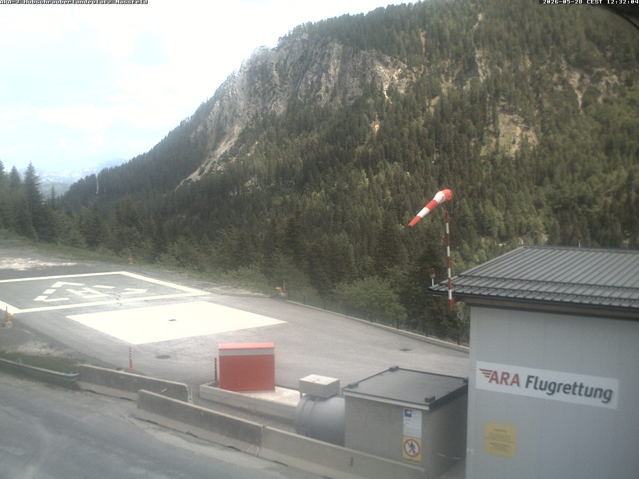 Archived image Webcam Heliport at Skiresort Nassfeld
