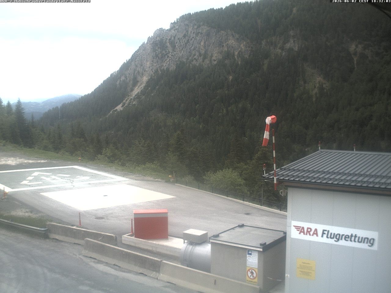 Archived image Webcam Heliport at Skiresort Nassfeld