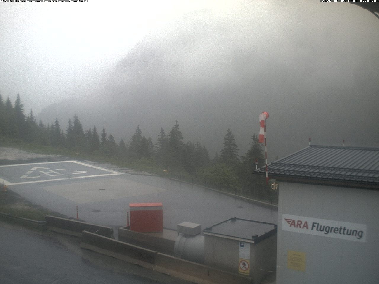 Archiv Foto Webcam Hubschrauberlandeplatz Nassfeld