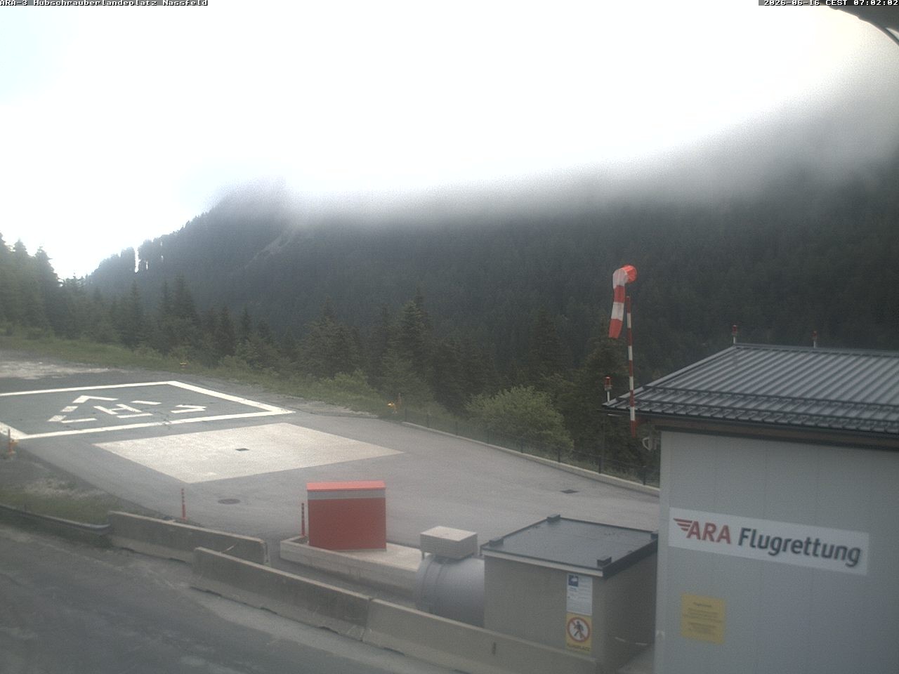 Archived image Webcam Heliport at Skiresort Nassfeld