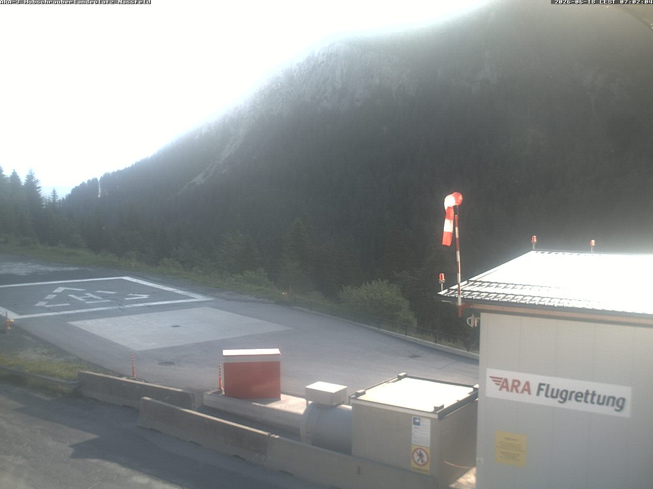 Archiv Foto Webcam Hubschrauberlandeplatz Nassfeld