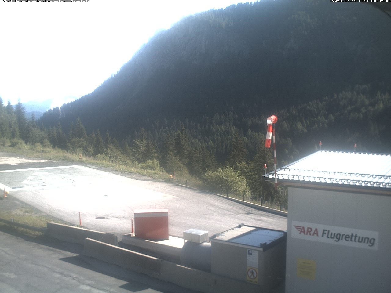 Archived image Webcam Heliport at Skiresort Nassfeld