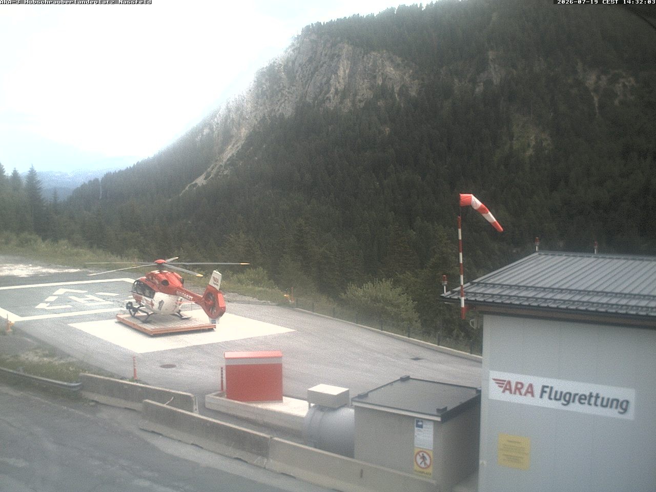 Archived image Webcam Heliport at Skiresort Nassfeld