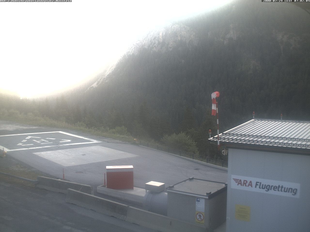 Archiv Foto Webcam Hubschrauberlandeplatz Nassfeld