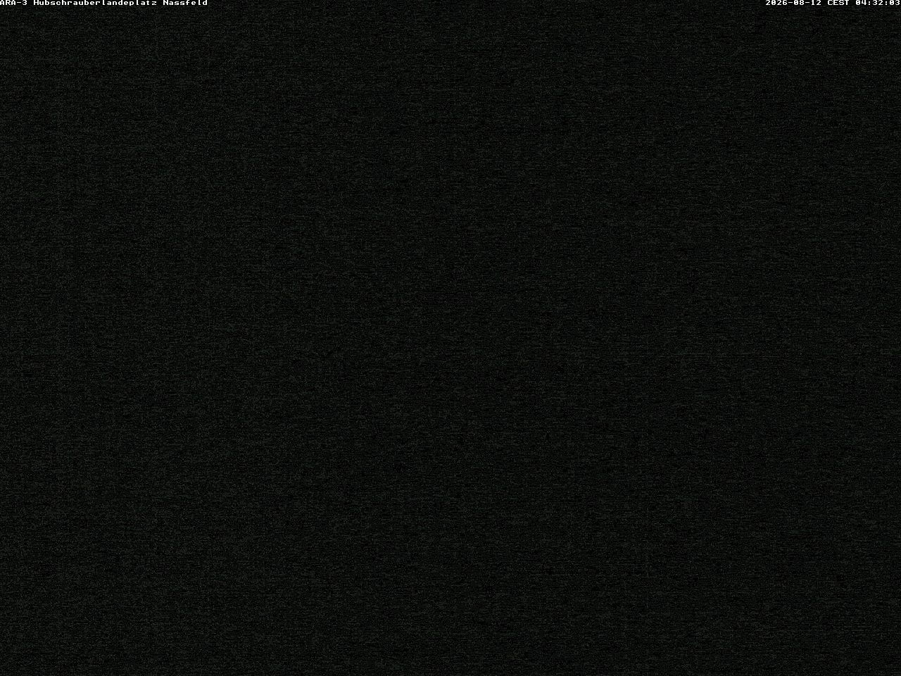 Archiv Foto Webcam Hubschrauberlandeplatz Nassfeld