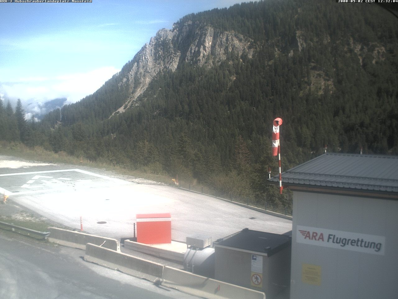 Archiv Foto Webcam Hubschrauberlandeplatz Nassfeld