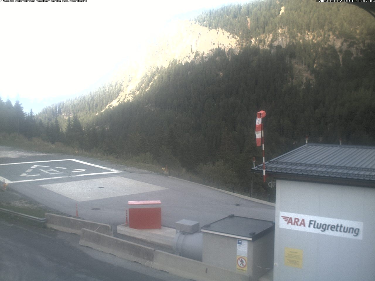 Archiv Foto Webcam Hubschrauberlandeplatz Nassfeld