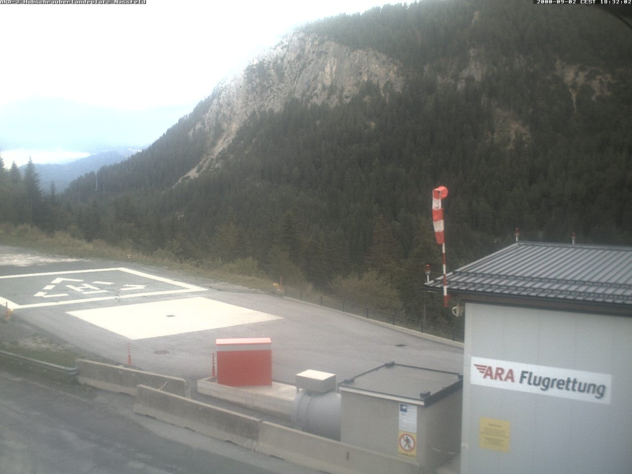 Archiv Foto Webcam Hubschrauberlandeplatz Nassfeld