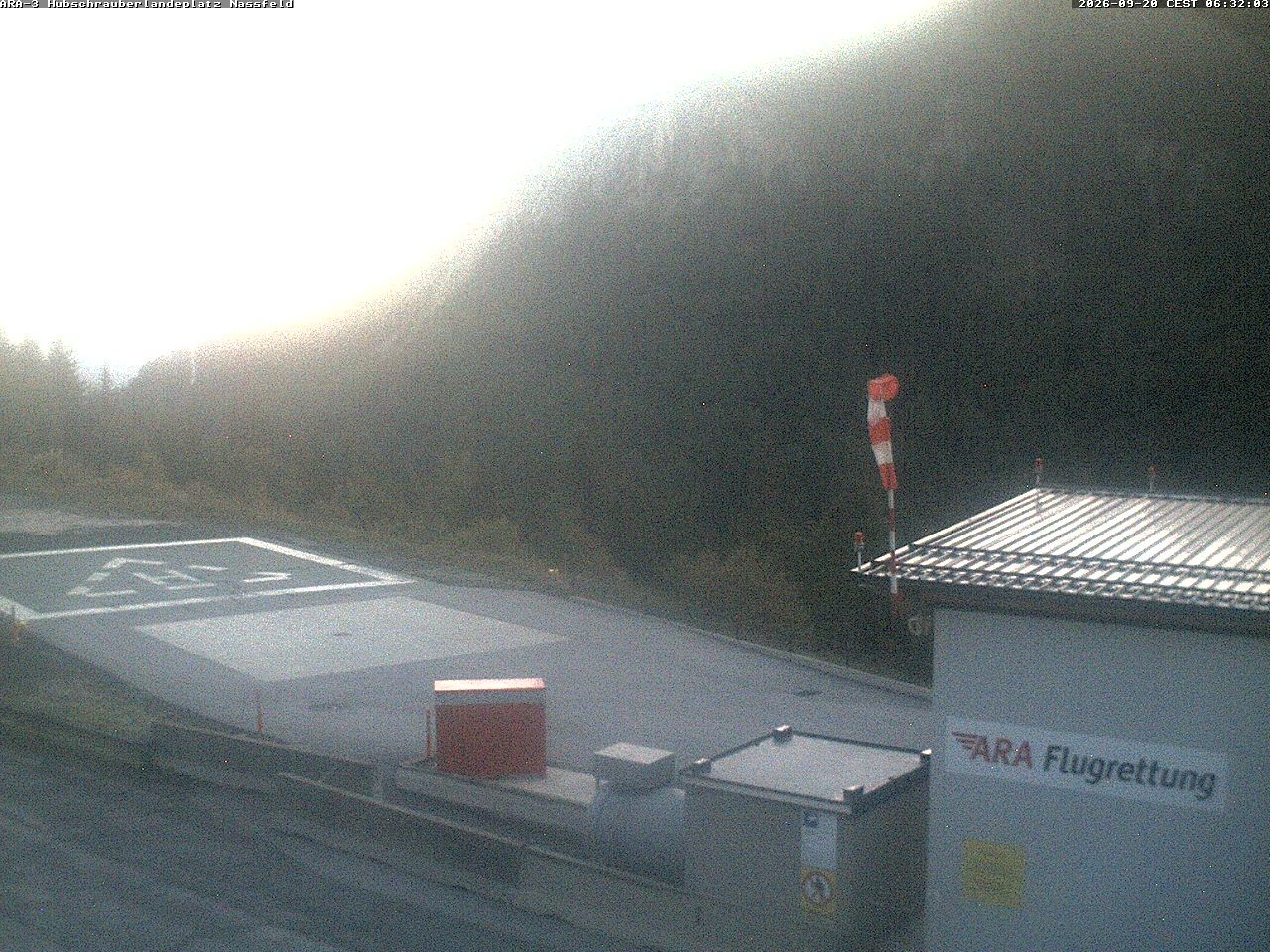 Archiv Foto Webcam Hubschrauberlandeplatz Nassfeld