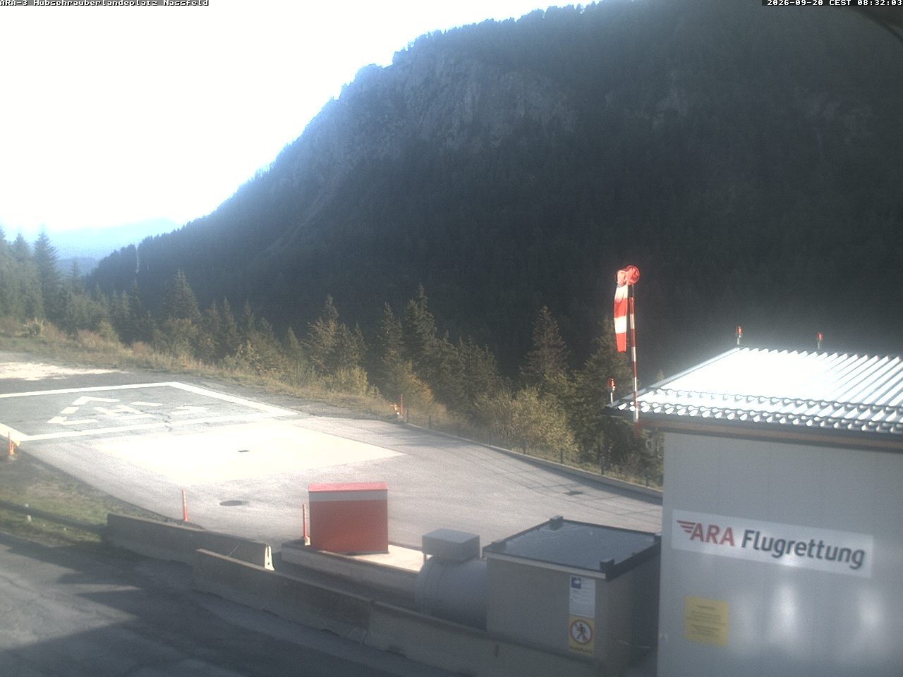 Archiv Foto Webcam Hubschrauberlandeplatz Nassfeld