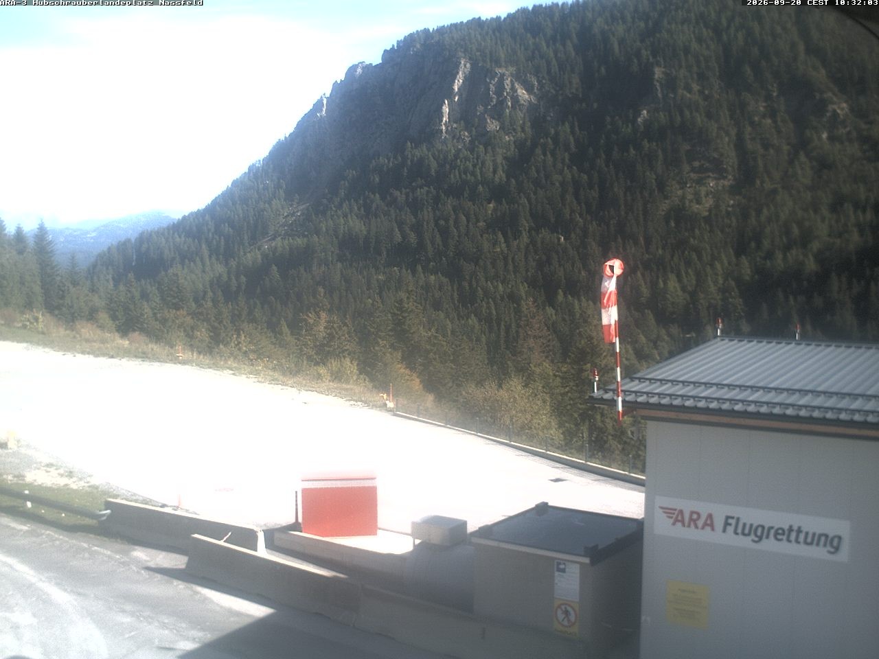 Archived image Webcam Heliport at Skiresort Nassfeld