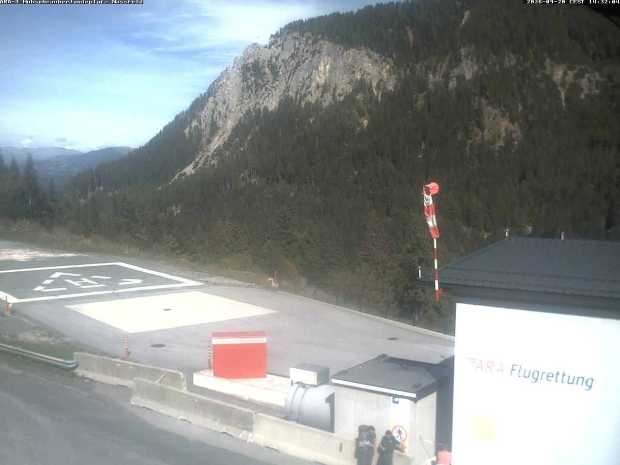 Archived image Webcam Heliport at Skiresort Nassfeld