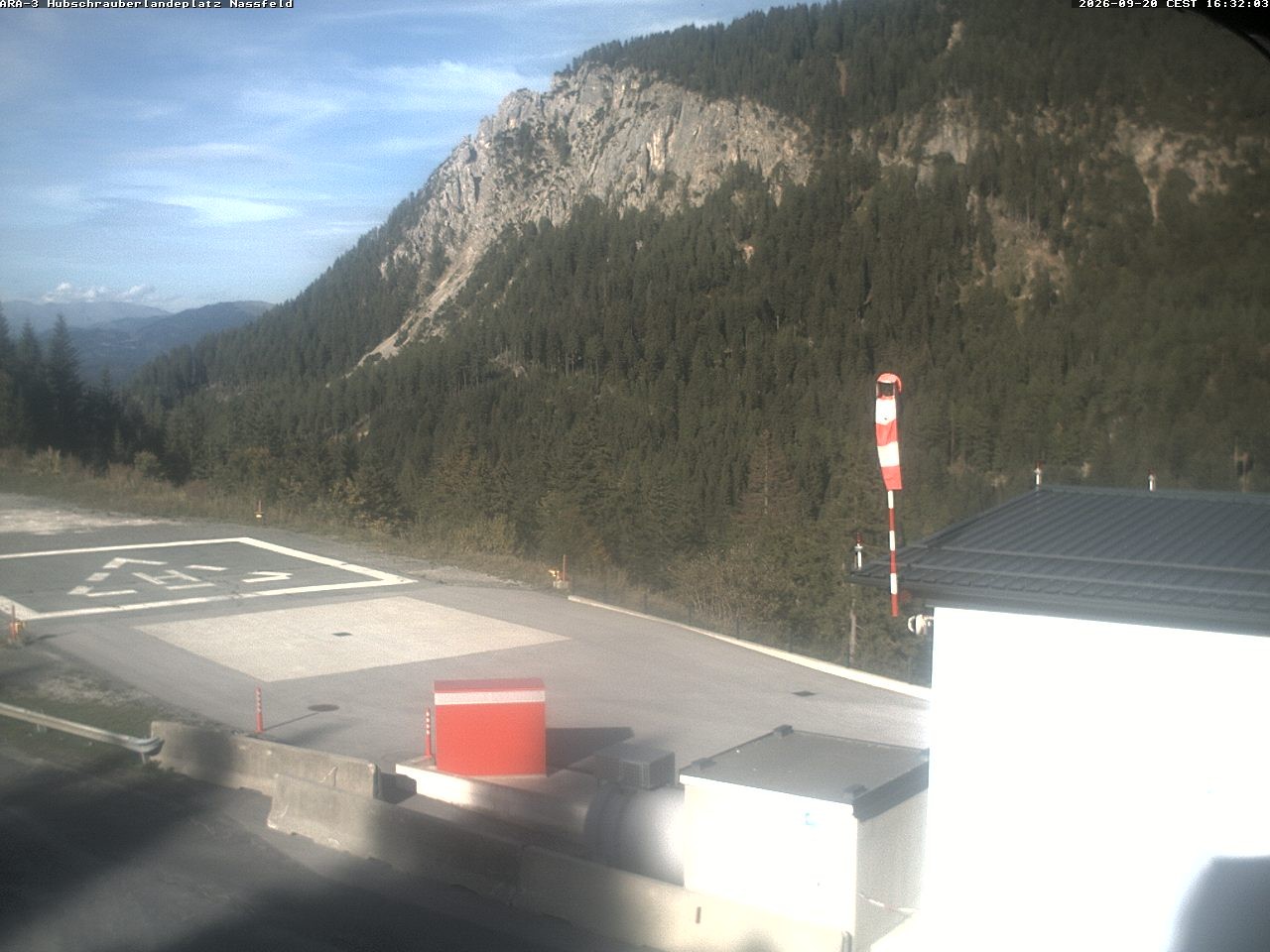 Archived image Webcam Heliport at Skiresort Nassfeld