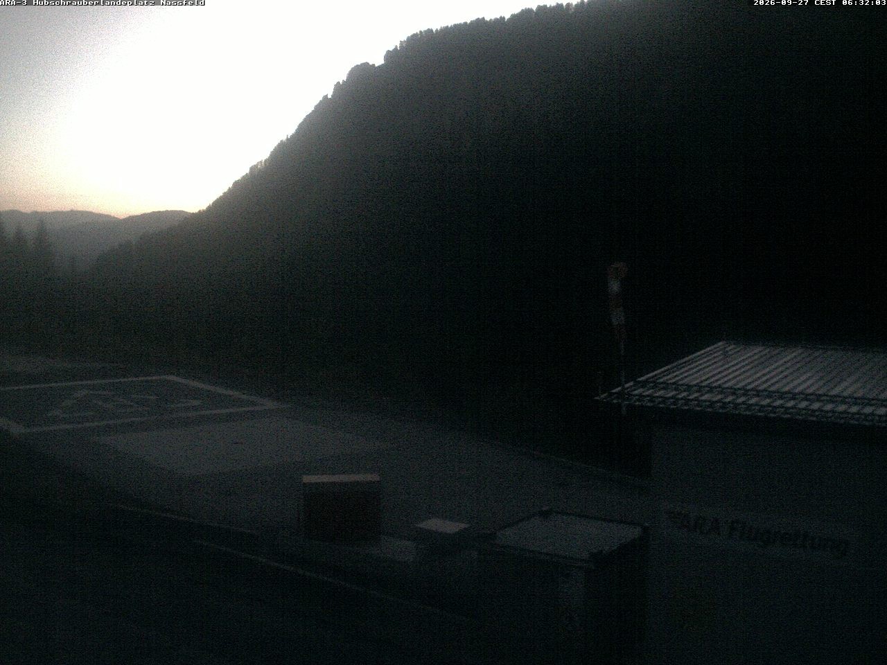 Archiv Foto Webcam Hubschrauberlandeplatz Nassfeld