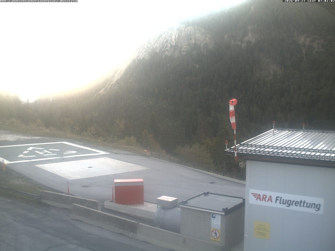 Archiv Foto Webcam Hubschrauberlandeplatz Nassfeld